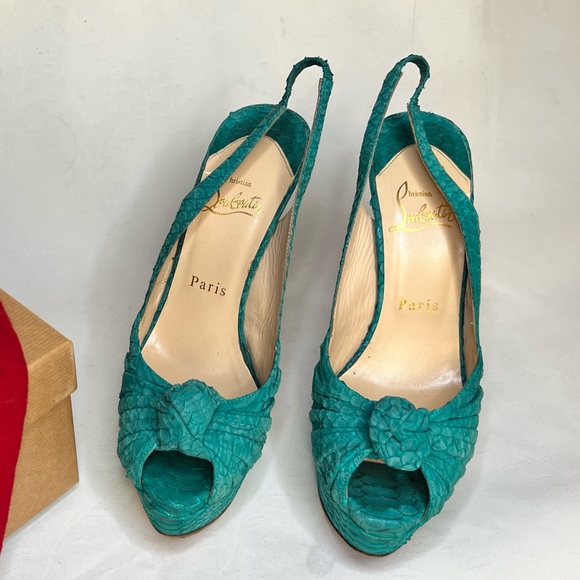 SALE!!! Christian Louboutin turquoise peep toe, size 37 1/2 - Picture 5 of 13